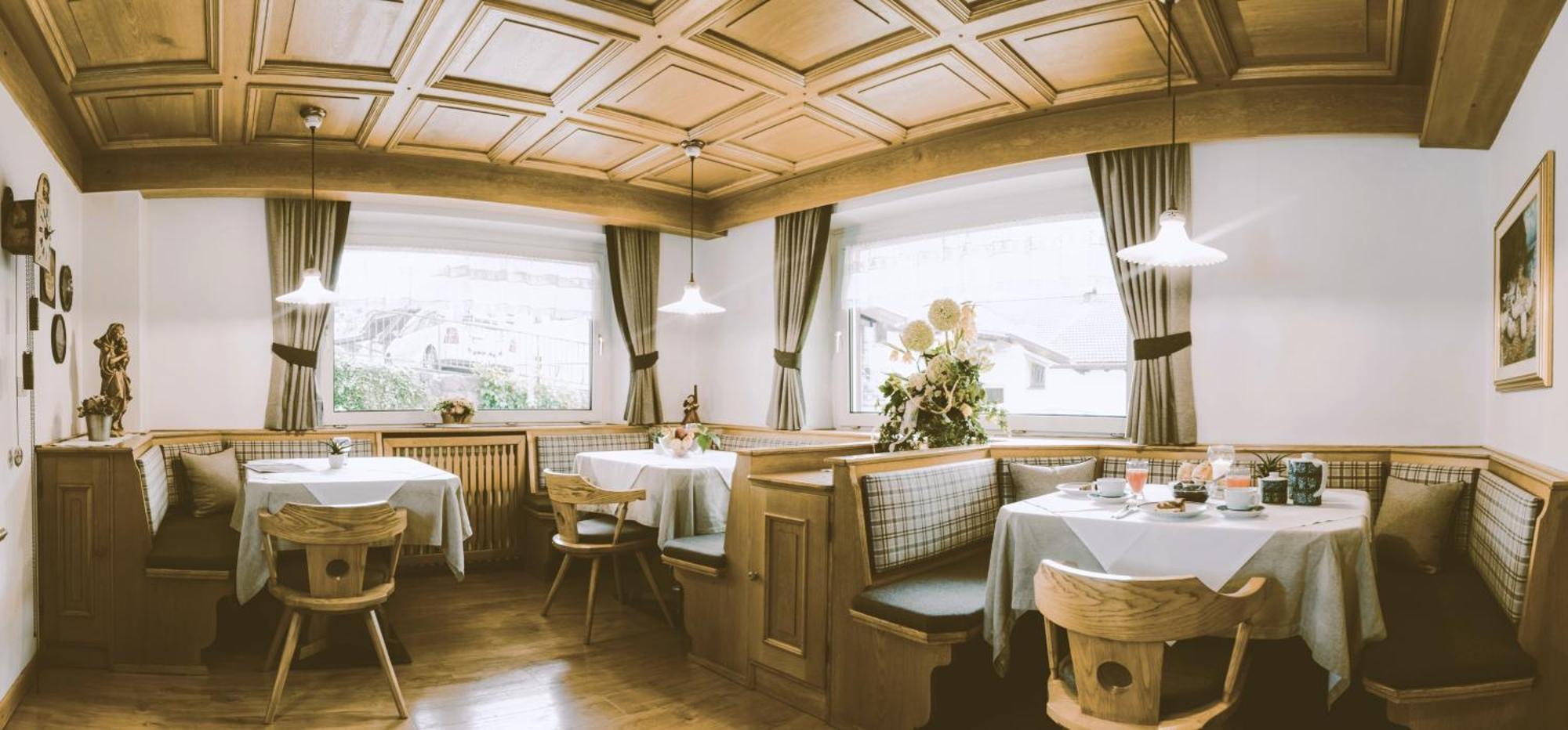 Garni Le Chalet Santa Cristina Val Gardena Экстерьер фото
