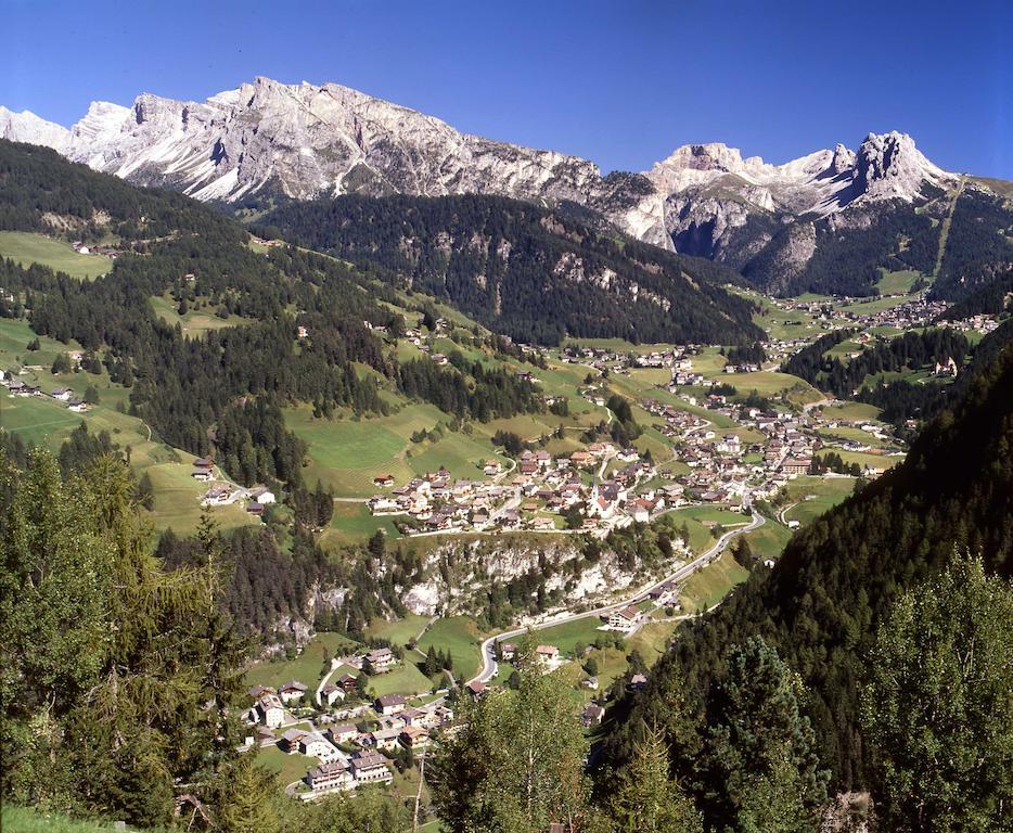 Garni Le Chalet Santa Cristina Val Gardena Экстерьер фото